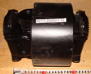Вал карданный Камаз основной в сборе 65111 (266 мм)